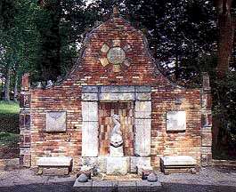 Architecture in Arcangues - the Fountain